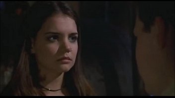 Katie Holmes f. in Disturbing Behavior