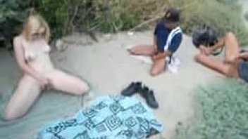 My pervert girlfriend masturbates for voyeurs at nude beach