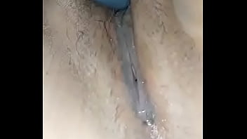 Manisha Vibrate her Pussy