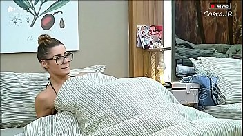 Aricia Silva muito gostosa no reality show