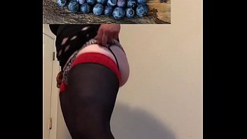 Big Ass Sissy Boy - Dancing - LOOKING FOR FEMALE DOM - Mi