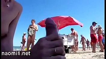 Sexo en publico en playa de europ nudista