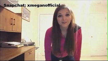 y. Megan striptea, she busts that Pussy OPEN
