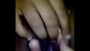 srilankan couple fingering pussy