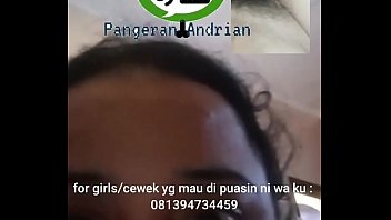 memuaskan tante arab yang haus kontol gede