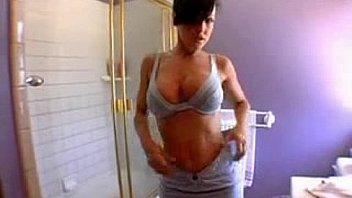 Lisa Ann the Sexy Milf | mfhotmom.com