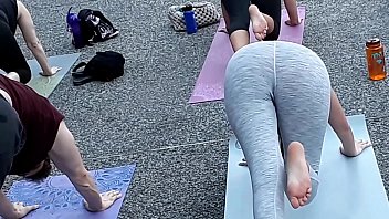 Street yoga pawg