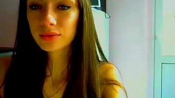 Hot Slim Teen Girl Striptease On Cam - CamBad.com