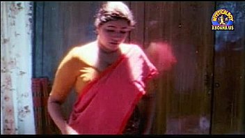 Mallu hot aunty boobs sucking at night